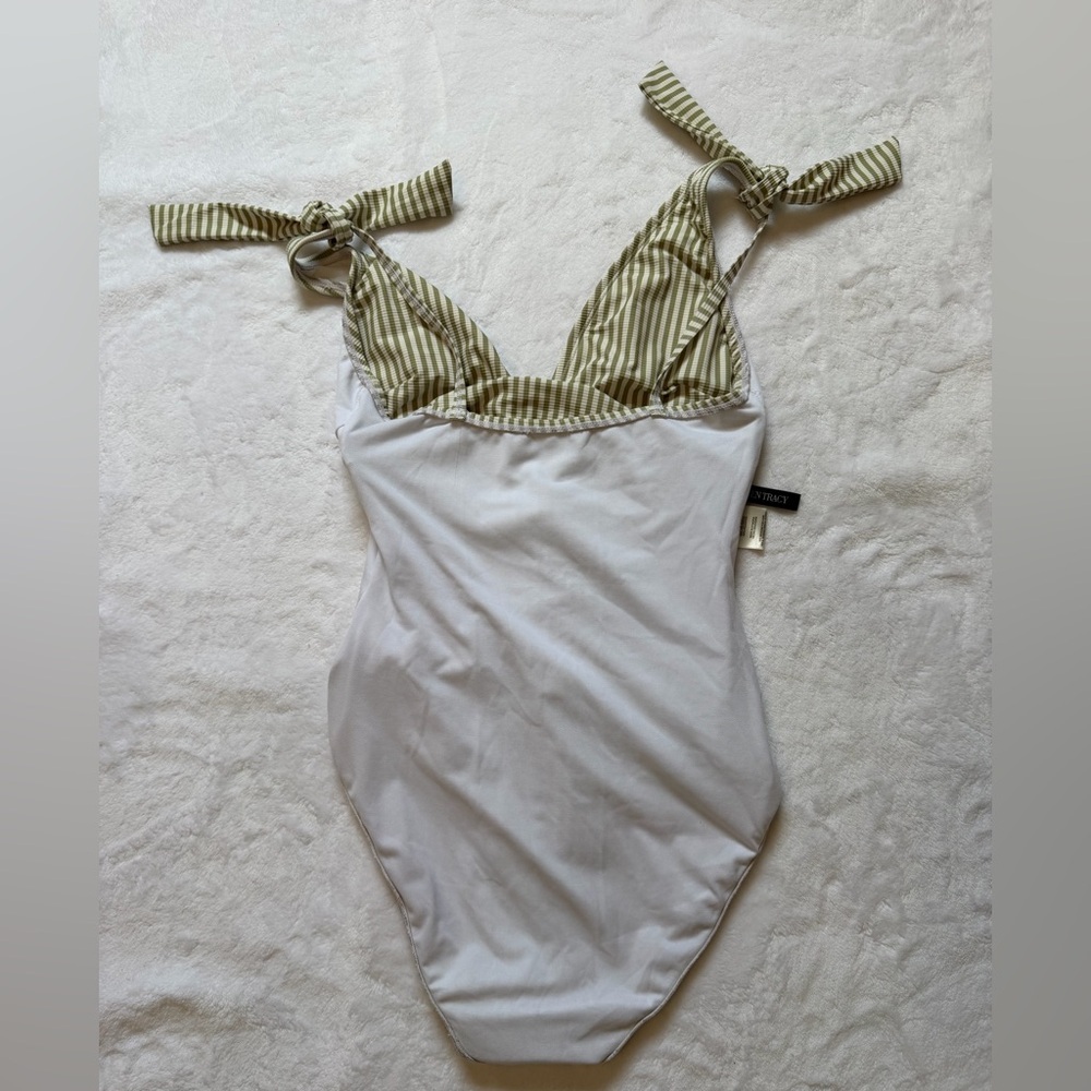 Ellen Tracy White Textured Garment - Picture 9 of 10